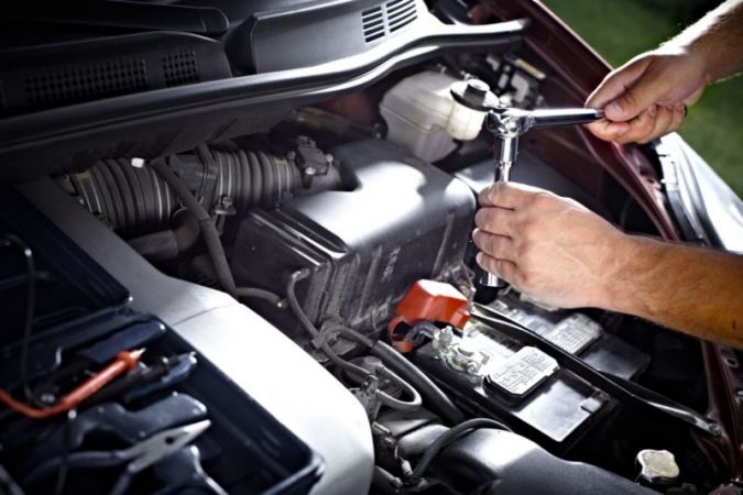 How to take care of car's battery?