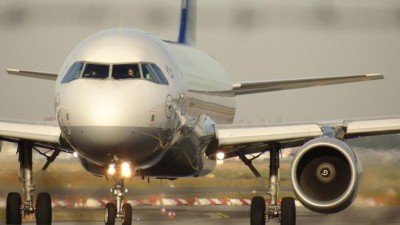 कोरोना का कहर, हवाई अड्डे की 2 लाख नौकरियों पर मंडराया संकट