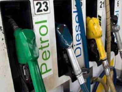Consumption of petrol and diesel decreased by 66 percent in April, will have a big impact on prices