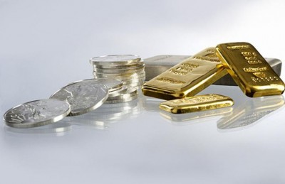 10 हज़ार रुपए प्रतिग्राम सस्ता हुआ सोना, चांदी के भाव चढ़े
