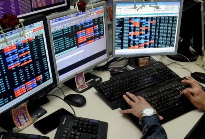Stock market opens with green mark, Sensex crosses 38400