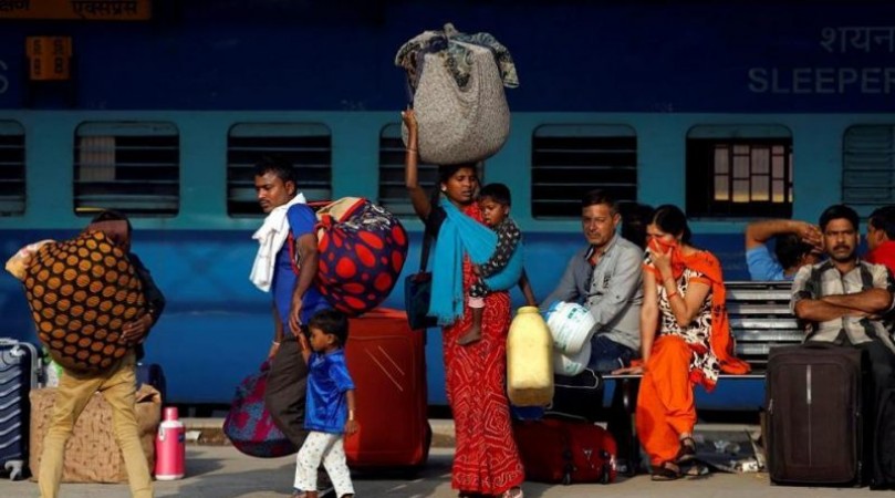 Railway fixed luggage weight for travelers, if exceeds heavy fine will be imposed