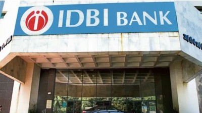 IDBI बैंक में अपनी हिस्सेदारी बेचेगी सरकार और LIC, अप्रैल में लग सकती है बोली