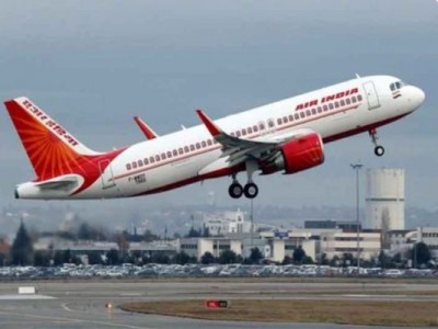 Singapore Airlines will not come with Tata group to buy Air India