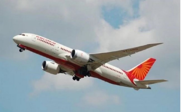 एयर इंडिया पर कोरोना की मार, 180 केबिन क्रु को नौकरी से निकाला