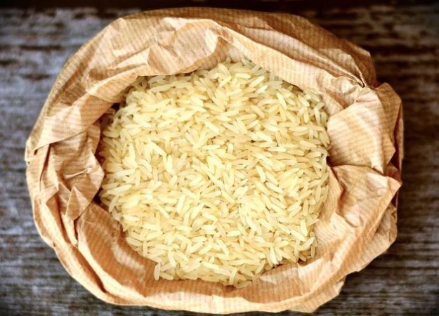गैर-बसमती सफ़ेद चावल के निर्यात पर सरकार ने क्यों लगाया प्रतिबंध ?