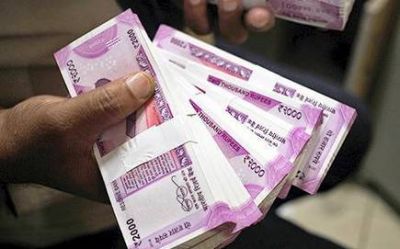 Rupee strengthens 6 paise against the dollar