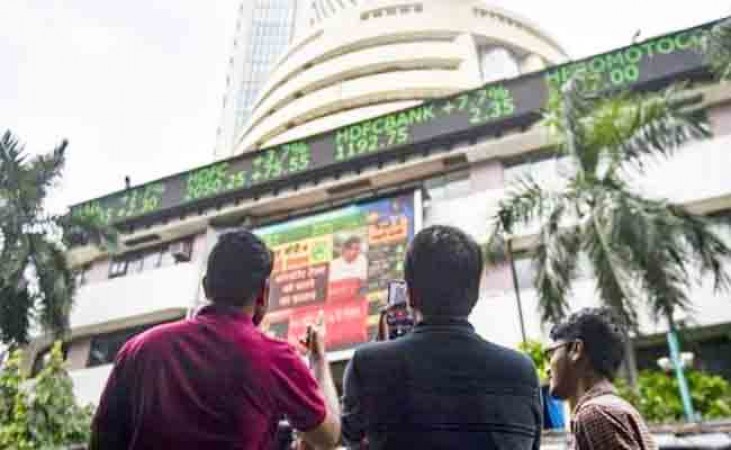 भारतीय शेयर बाजार में भरी गिरावट, 1190 अंक लुढ़का सेंसेक्स