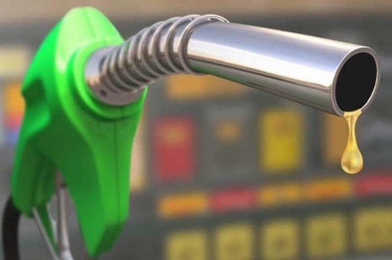 Petrol prices reached 10-month low, diesel prices also drop