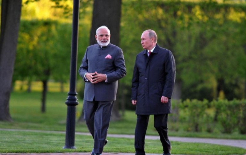 अमेरिका की चेतावनी नज़रअंदाज़ ! सस्ते तेल के बाद भारत ने रूस के साथ किया एक और बड़ा सौदा