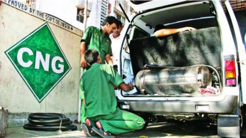 CNG-PNG prices rise together, double attack of inflation on common man