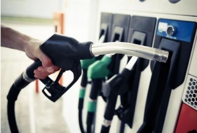 Prices For Petrol, Diesel is Unchanged On Monday