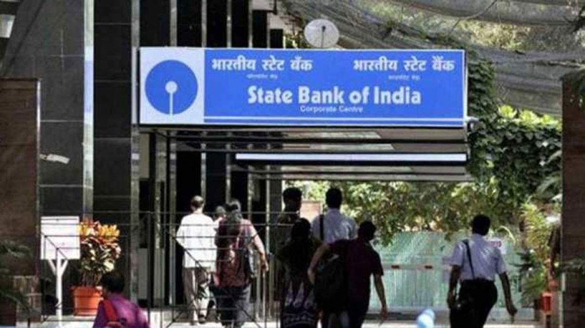 SBI's big gift to customers this festive season, launched EMI debit card