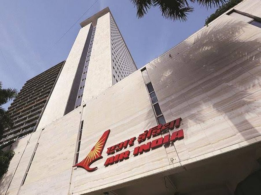 Air India under debt; will be sold next month