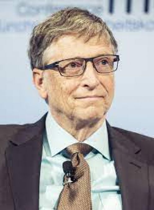 Bill Gates got grand gift on birthday, Microsoft beaten Apple to become world's largest company