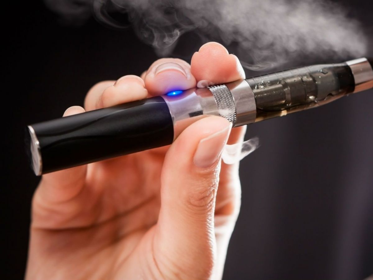 ई-सिगरेट और उससे जुड़े उत्पादों के आयात पर रोक की अधिसूचना जारी