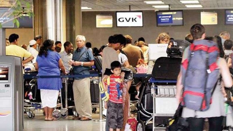 CARE Ratings ने विमान यात्रियों की वृद्धि को लेकर चौकाने वाले आंकड़े किए पेश