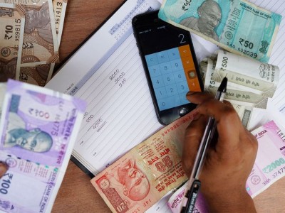 World Bank : भारत को विदेशों से भेजे जाने वाले धन में इतने प्रतिशत की आई गिरावट
