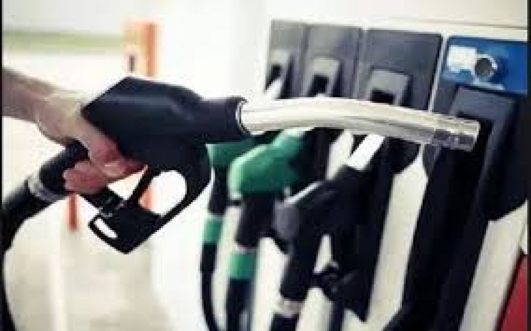 Petrol and diesel prices fall, know what's the new price