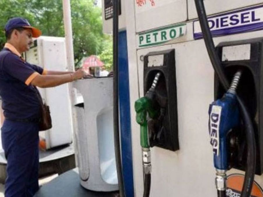 Petrol and diesel prices fall, know what's the new price