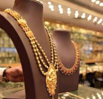 Gold becomes cheaper by four thousand in two days, silver price also falls