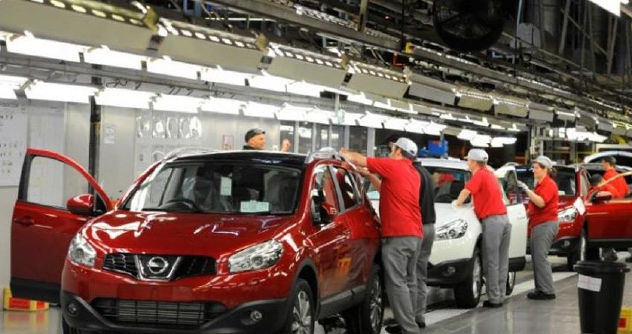 13 lakh people lost jobs in the auto industry