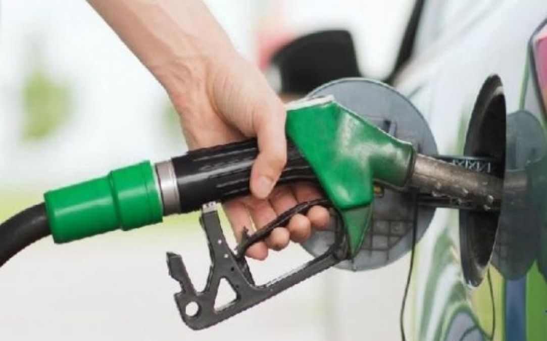 Know today's petrol and diesel prices!