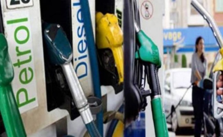 Petrol prices rise for the second consecutive day