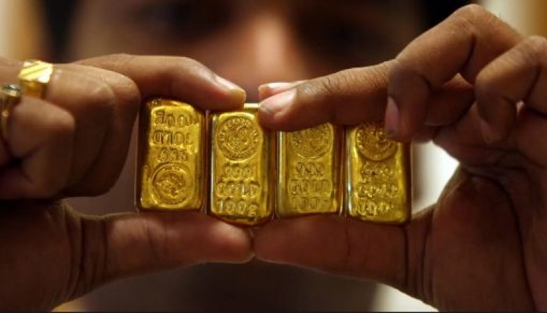 Gold price may fall up to Rs. 45 thousand per 10 gram