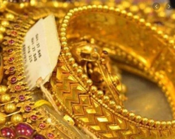 Gold Futures price: Gold-Silver decline, Know what is the rate