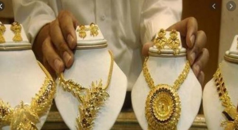 Gold Futures price: rise in gold-silver futures, know price