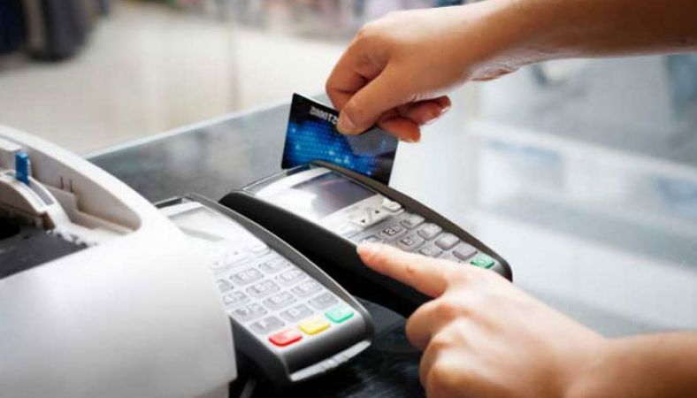 क्रेडिट कार्ड से बिल भुगतान पर 2 लाख की सीमा से पांच को मिली छूट