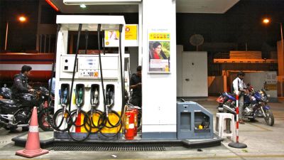 Petrol prices remain stable for the fifth day