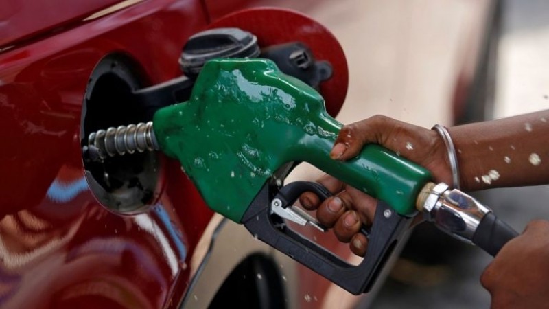 Diesel price crossed Rs 81 in Delhi, Know petrol's rate