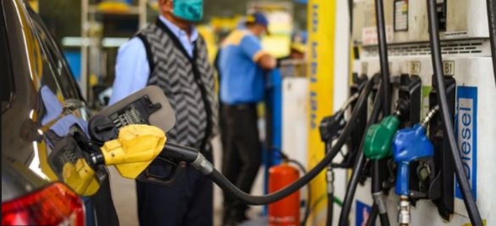 Petrol and diesel prices increased or decreased, know today's prices here