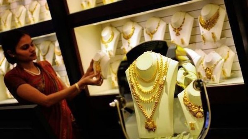 Gold and silver prices touching sky again, know today's rates