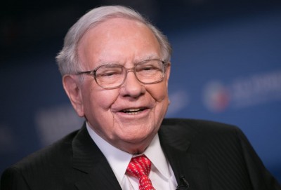 Why did Warren Buffett sell shares of airline companies?