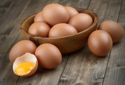 अंडे की कीमतों में आई भारी गिरावट, 20 प्रतिशत तक लुढ़के भाव