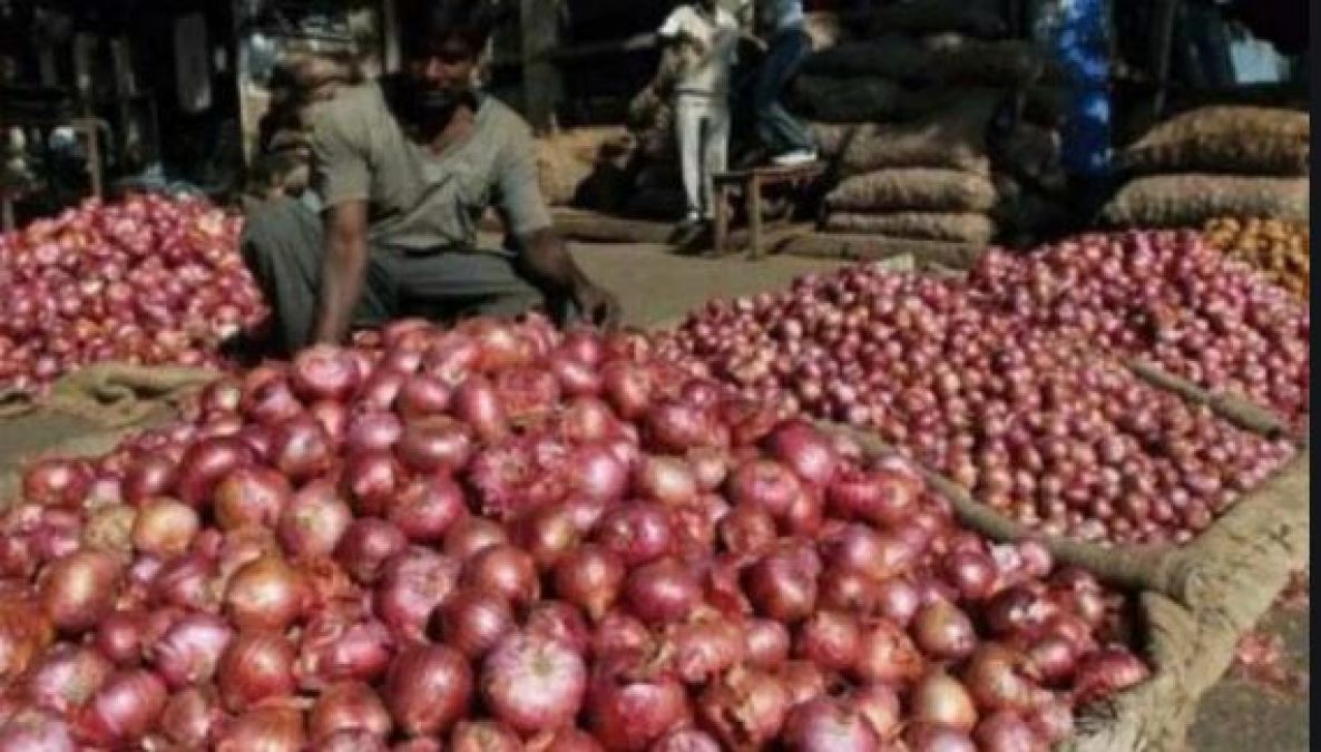 There will be a change in the price of onion, India imported 200 tons of onion from abroad