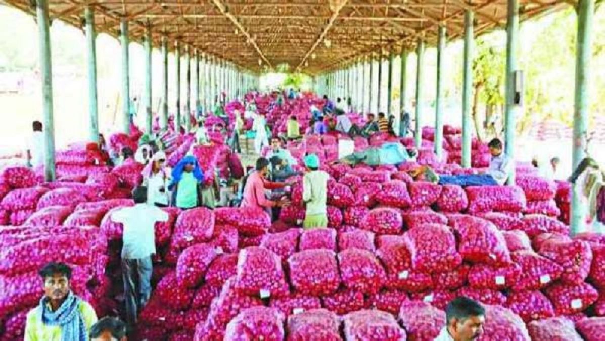 Onion prices Rs 100/kg, this is the only option with the government