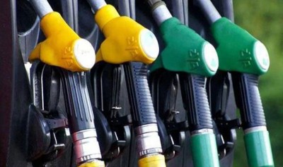 पेट्रोल और डीजल की कीमतों में 16 मार्च तक 12 रुपये की वृद्धि संभव: रिपोर्ट