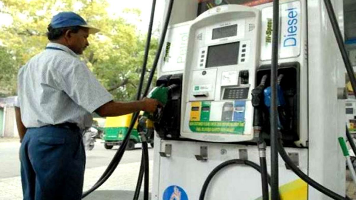 Petrol diesel prices fell for the second consecutive day, know today's rates