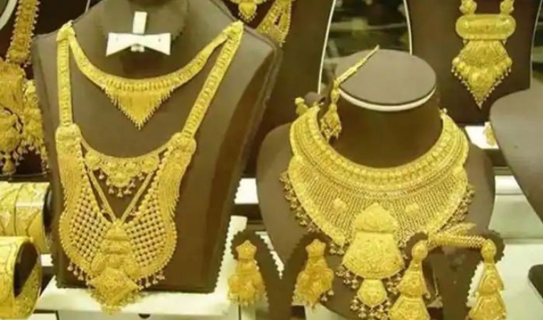 Modi govt launches a spectacular plan to buy gold at a very low price