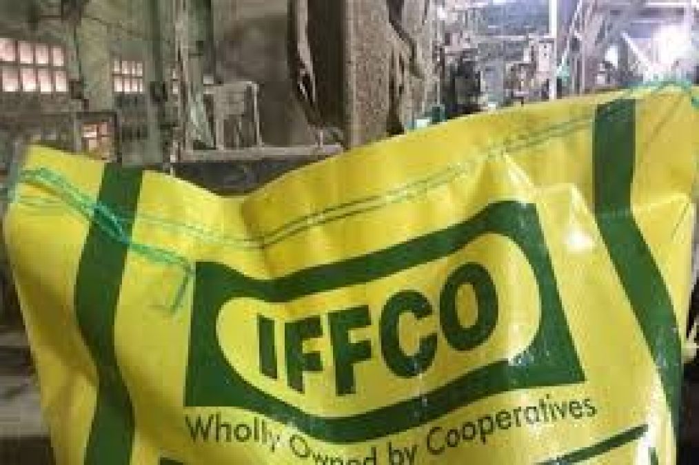किसानों को राहत, इफको ने उर्वरकों के खुदरा मुल्य में की 50 रुपये की कटौती