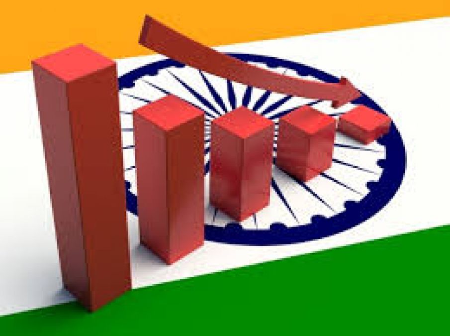 रिजर्व बैंक ने भारतीय अर्थव्यवस्था में और गिरावट की जताई आशंका, ये बताया कारण