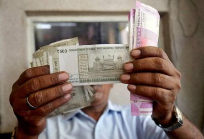 Indian currency declines, know reason
