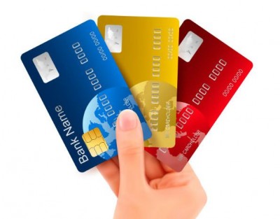 डेबिट और क्रेडिट कार्ड यूजर्स के लिए बड़ी खबर, 1 अक्टूबर से बदल जाएगा पेमेंट का तरीका