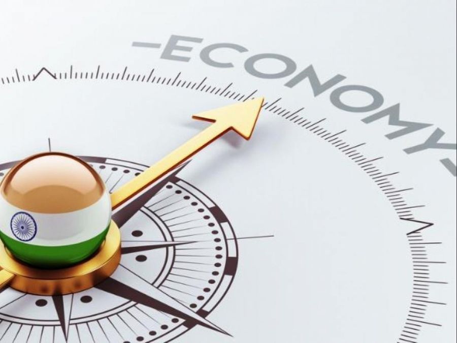 Economists give this advice to the central government to deal with the recession