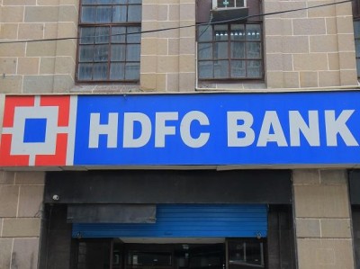 RBI partially lifts ban on HDFC Bank, permits to issue new credit cards