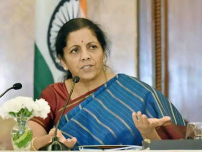 वित्त मंत्री निर्मला सीतारमण ने की उच्च खरीद और भुगतान के लिए एमएसएमई की सराहना